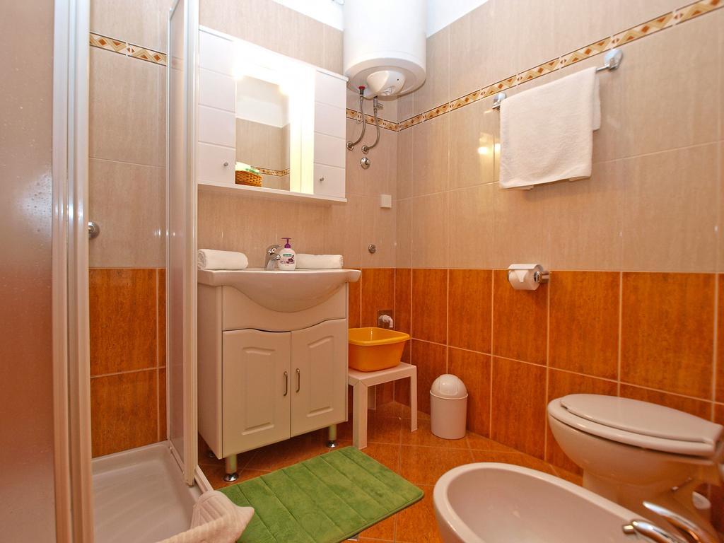 Apartments Lidija 1305 Pula Extérieur photo