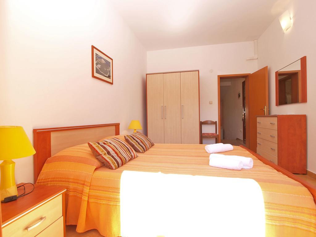 Apartments Lidija 1305 Pula Extérieur photo