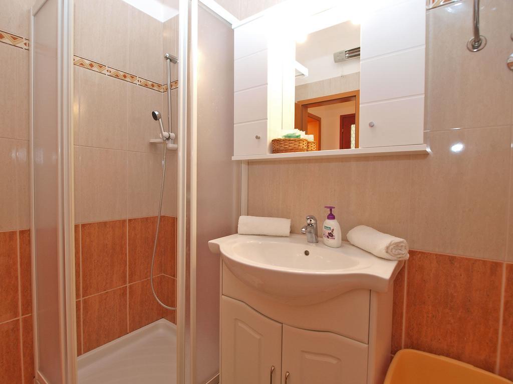 Apartments Lidija 1305 Pula Extérieur photo