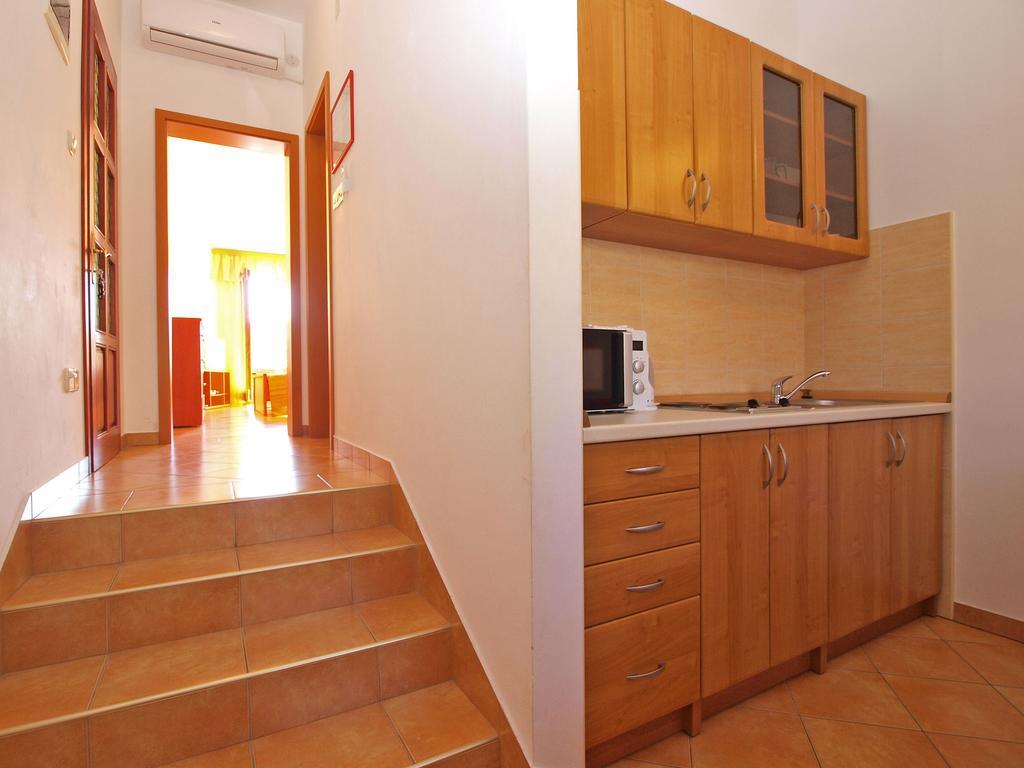 Apartments Lidija 1305 Pula Extérieur photo
